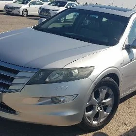 Honda Crosstour 2010