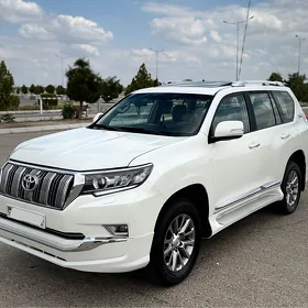 Toyota Land Cruiser Prado 2022