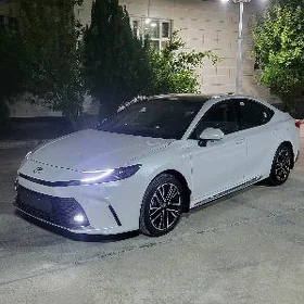 Toyota Camry 2025
