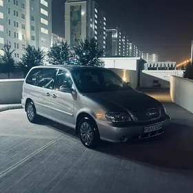 Kia Carnival 2005