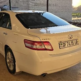 Toyota Camry 2011