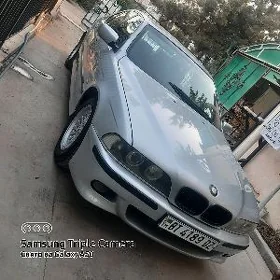 BMW E39 2000