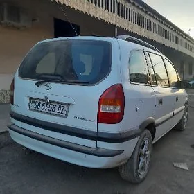 Opel Zafira 2002