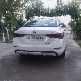 Nissan Sentra 2020