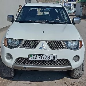 Mitsubishi L200 2008