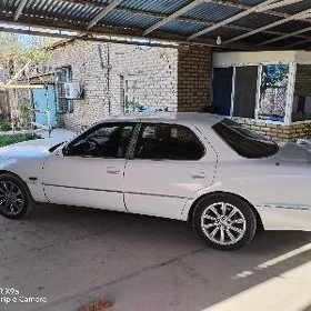 Lexus LS 400 1992