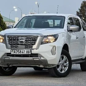 Nissan Navara 2024