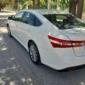 Toyota Avalon 2015