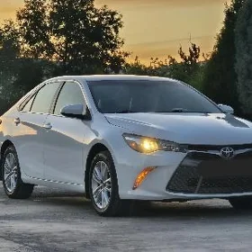Toyota Camry 2015
