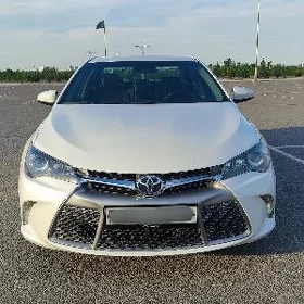 Toyota Camry 2017
