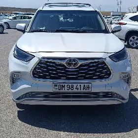 Toyota Highlander 2022