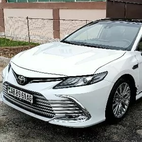 Toyota Camry 2024