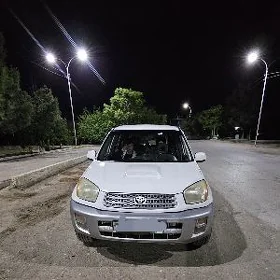 Toyota RAV4 2003