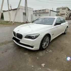 BMW 730 2010