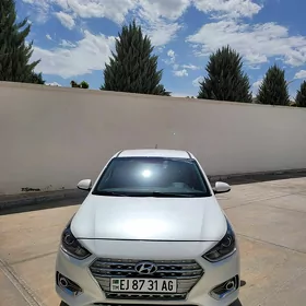Hyundai Accent 2021