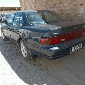 Toyota Camry 1992