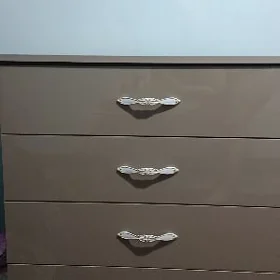 комод