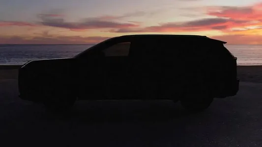 Lexus Toyota Highlander-iň binýadynda täze üç hatarly krossowerini görkezer