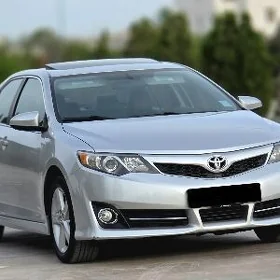 Toyota Camry 2013