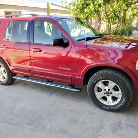 Ford Explorer 2004