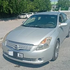 Nissan Altima 2008