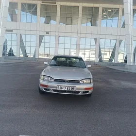 Toyota Camry 1992