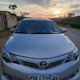 Toyota Camry 2013