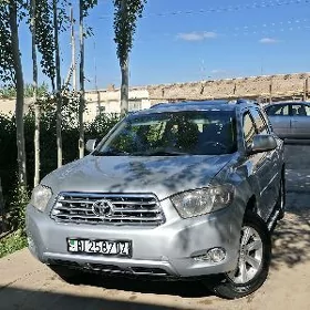 Toyota Highlander 2010