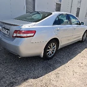 Toyota Camry 2010