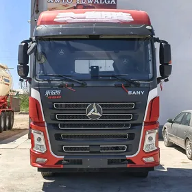 Sitrak C5H 2021