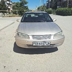 Toyota Camry 1998