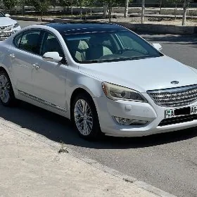 Kia Cadenza 2013
