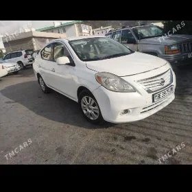 Nissan Versa 2014