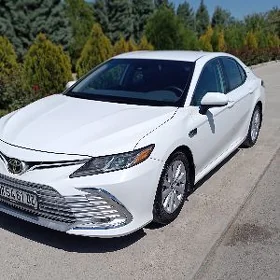 Toyota Camry 2020