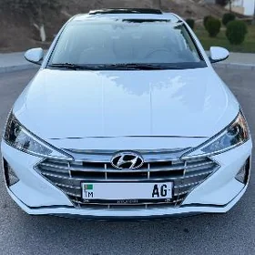 Hyundai Elantra 2020
