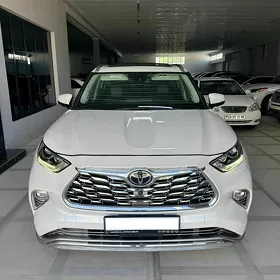 Toyota Highlander 2022