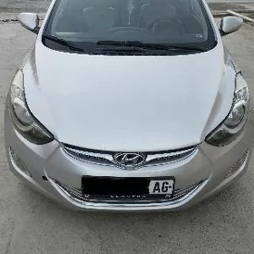 Hyundai Elantra 2011