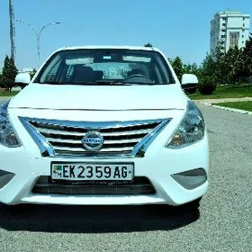 Nissan Sunny 2022