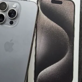 Iphone 15 pro 90%