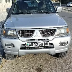 Mitsubishi Nativa 2009