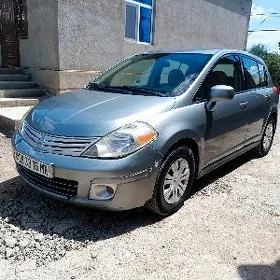 Nissan Versa 2010