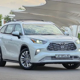 Toyota Highlander 2022