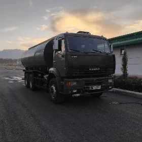 Kamaz 6520 2011
