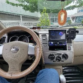 Nissan Tiida 2006