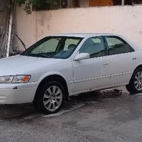 Toyota Camry 1999