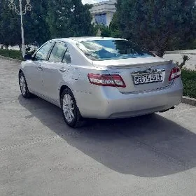 Toyota Camry 2011
