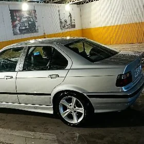 BMW 320 1997