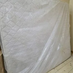 матрас 1.8*2.0