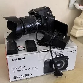 Canon 90D