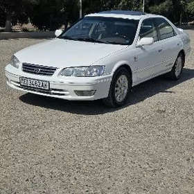 Toyota Camry 2000